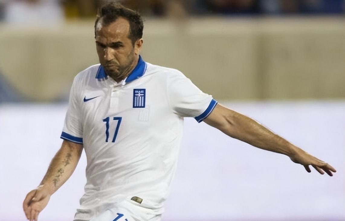 纹身中文翻车案例_外国人纹身失败搞笑故事_外国女明星中文纹身