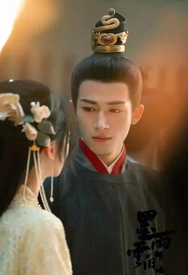 王星越年龄造假事件_刚走红被曝明星黑料,_王星越演艺经历